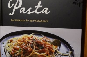 Pasta: Von einfach bis extravagant v. Nino Zoccali gebunden NEU Bild 1
