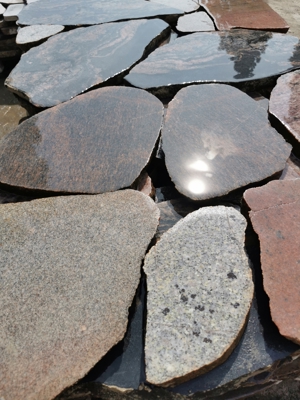 Wandverkleidung Steine; Shnitt steine; feldsteine; Natursteine; Steine; Cut stone Bild 10