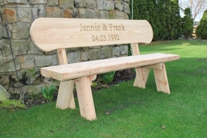 Gartenbank aus Lärchenholz. Rentnergeschenk. Hochzeitsgeschenk.