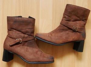 Stiefeletten braun Gr. 38 mit Reißverschluß - 5,5 cm hoher Absatz