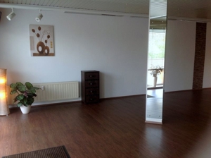 Raum für Yoga, Fitness und sonstige Kurse in Griesheim stundenweise zu vermieten Bild 5