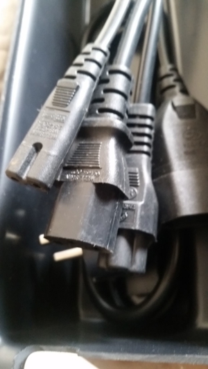 neuer unbenutzter DICOTA Notebook-Koffer zu veräußern Bild 4