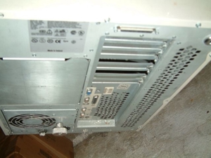 gebrauchtes DELL Dopplegehäuse zu verkaufen Bild 2