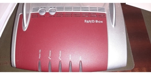Fast unbenutze Fritzbox 7390 zu verkaufen Bild 4