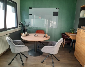 Besprechungsraum - Büroraum möbliert günstig zu mieten -  Co-Working-Space!! Bild 3