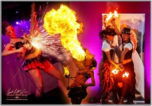 Feuershow! Feuerspucker & Feuerschlucker FIRE TWISTER mit Feuerschalen & Trommlern für Ihre Events! Bild 18
