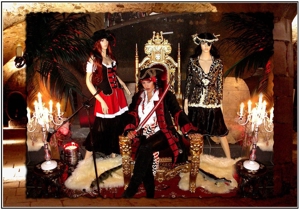 PIRATEN DER KARIBIK! Shows mit Piraten Kapitän Jack Sparrow Doubles Schiffsmannschaft & Meerjungfrau Bild 8