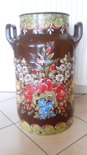 handbemalte Milchkanne