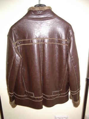 Stylishe Jacke aus Lederimitat (Größe M) Bild 4