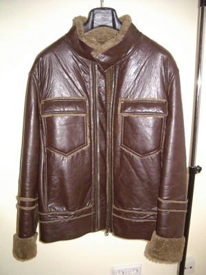 Stylishe Jacke aus Lederimitat (Größe M) Bild 5