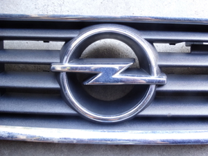 Opel Zafira A original Frontgrill Grill Kühlergrill 90580685 Bild 5