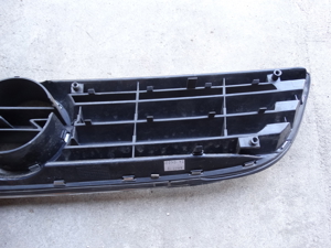 Opel Zafira A original Frontgrill Grill Kühlergrill 90580685 Bild 8