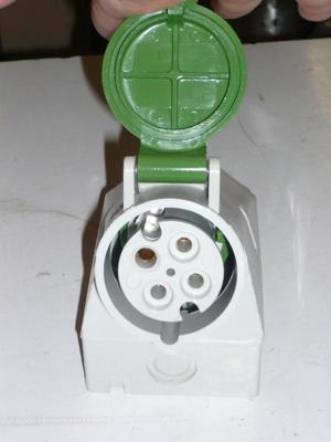 5 St. CEE-Cekonsteckdosen 4-polig grün Bild 2