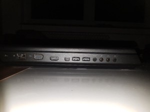 Alienware Gaming Laptop 17 Zoll - BLUE RAY Bild 6