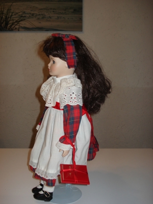 Alte Deko Sammlerpuppe Mädchen mit Puppenstände 45cm Bild 2