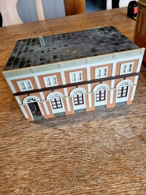 4 x Modell Häuser /Eisenbahn ectr Bild 6