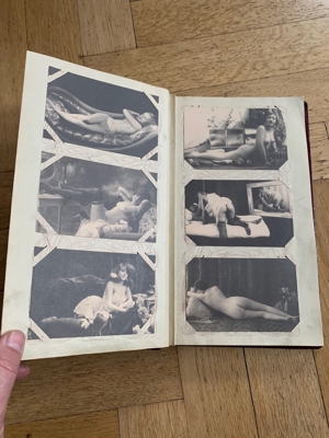 Altes Fotoalbum mit Akt Postkarten ungelaufen Bildern Ansichtskarten Foto ca 95 Stück Bild 13