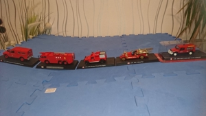 5 Feuerwehr Modell Autos NEU Bild 2