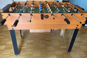 Kicker Tisch mit mehreren Spielen zu verkaufen  Bild 1