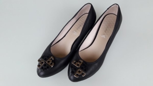 Neuwertige Schuhe/Pumps (schwarz) von Hush Puppies; Größe 40 Bild 4