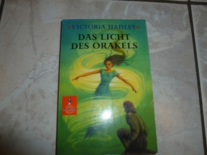 Das Licht des Orakels von Victoria Hanley