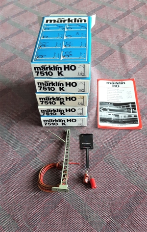 Märklin Oberleitungsmast Anschlußmast 7501K 7510K 7512K 7201M Spur HO Bild 2