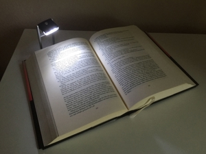 LED Buch-   Leselampe Bild 2