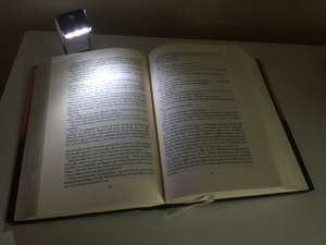 LED Buch-   Leselampe Bild 1