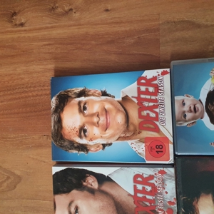 Dexter Staffel 1 - 2 - 3 - 4 DVD ab 18 Jahren Bild 5