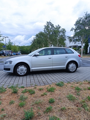 Audi A3 1. 4 TFSI Sportback Attraction *TÜF * 1 Hand* Scheckheft