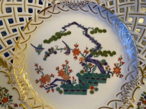 Meißner Porzellan Durchbruchteller Japanisches Dekor mit Gold Bild 7