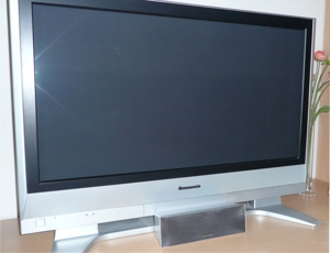 Panasonic Plasma Fernseher TH-37PV60E (VIERA) Full HD Plasma TV vorführbereit... Bild 2