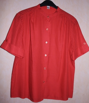 Bluse - Gr. 42 rot Kurzarm mit Umschlag - transparente Streifen Bild 2