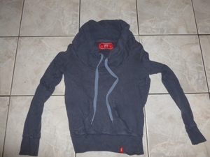 Grauer Pullover von edc Gr. S