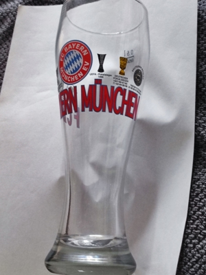 2 FC Bayern München Weißbiergläser Bild 2