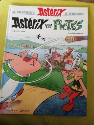 Asterix chez les Pictes Festeinband in Französisch  Bild 1