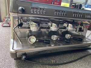 La Cimbali M39 Siebträgermaschine, 2 Brühgruppen Espressomaschine Bild 4