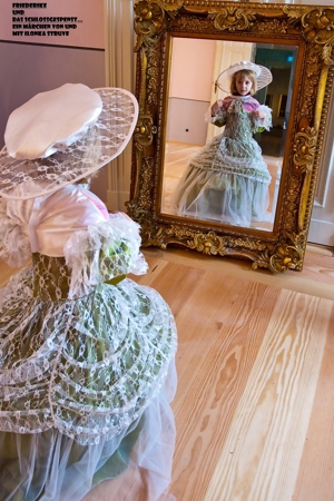 Lokolino mit Schlossmärchen v. Ilonka Struve aus Kerzenwerkstatt Schloss Neu-Augustusburg Weißenfels Bild 2