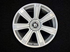 4 Bentley Continental Felgen 21 Zoll Silber Bild 8