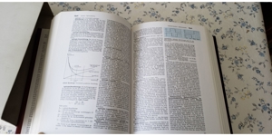 Brockhaus Enzyklopädie 30 Bänder Halblederausgabe mit Goldschnitt Bild 8