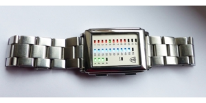 Schöne Detomaso Spacy Timeline Herren Binär Armbanduhr Top Zustand Bild 11