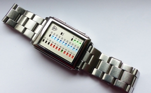 Schöne Detomaso Spacy Timeline Herren Binär Armbanduhr Top Zustand Bild 10