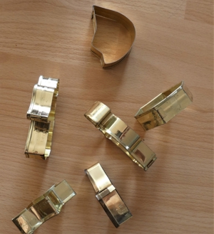 Plätzchen-Ausstechformen / 6 Stück aus Metall goldfarben Bild 2