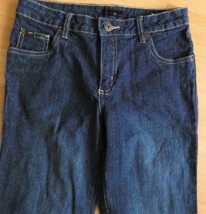 Jeans blau Gr. 152 / miss petrolio / Stickerei auf Gesäßtasche Bild 2