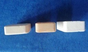 3 alte Seifen aus Omas Seifenkiste Bild 4