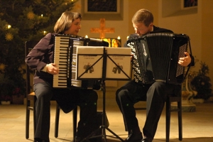 Akkordeon, Klavier, Bandoneon Unterricht u.v.m., auch online, bei den Akkordeon Virtuosi Dresden Bild 3