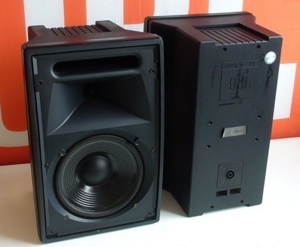 JBL Boxen JBL_8SRA