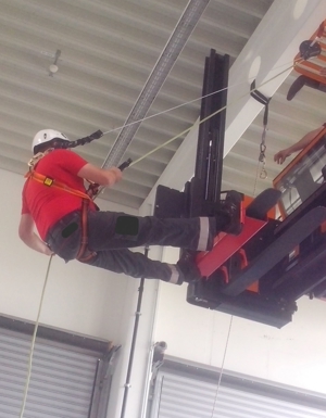 Ulm 2026 Staplerlehrgang, Staplerschein, Abseilschulung vom Hochregalstapler, Arbeitsbühne Bild 3