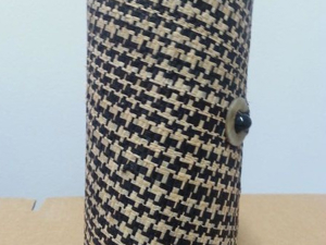 Schmuck Schatulle oder Etui für kleine Kostbarkeiten mit mehreren Fächern