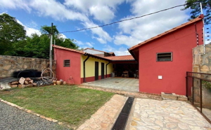 Zwei Häuser in Caacupe   Paraguay Bild 2